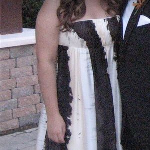 Kay Unger Silk Print Evening Dress